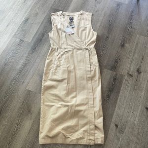 LGloria Vanderbilt Vintage Tan Cargo Dress Size Large